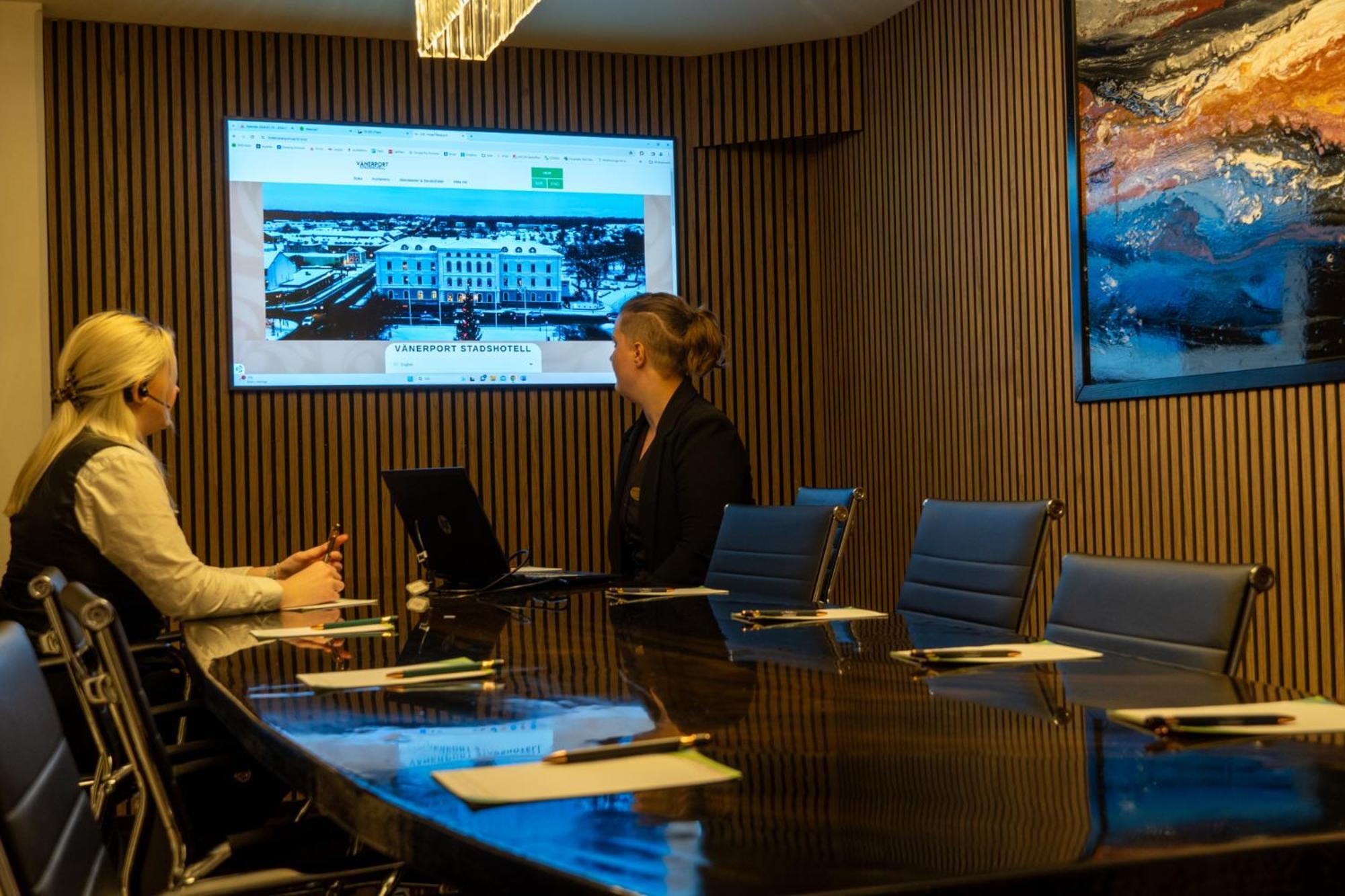 Vaenerport Lakefront Hotell Mariestad Ngoại thất bức ảnh