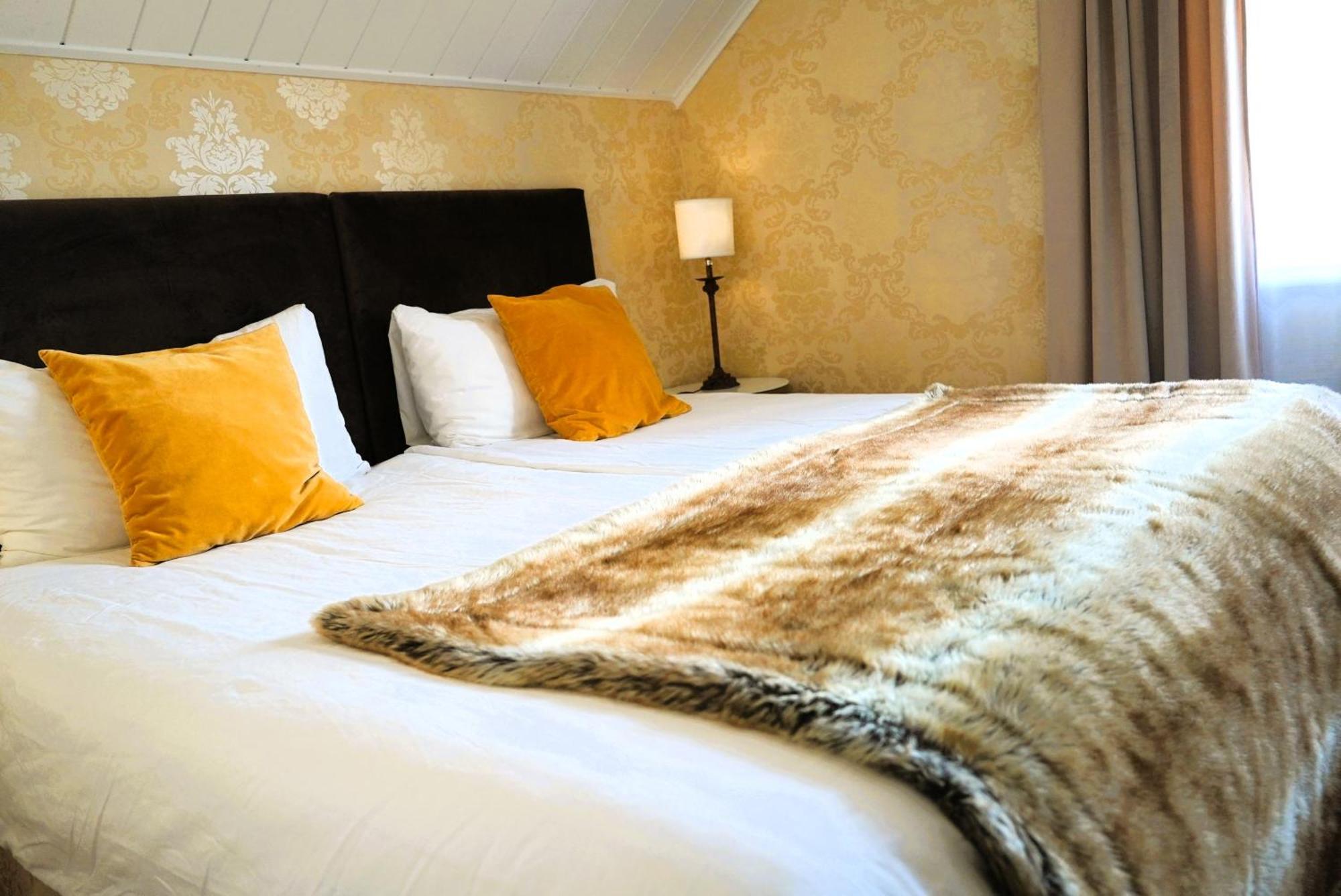 Vaenerport Lakefront Hotell Mariestad Ngoại thất bức ảnh