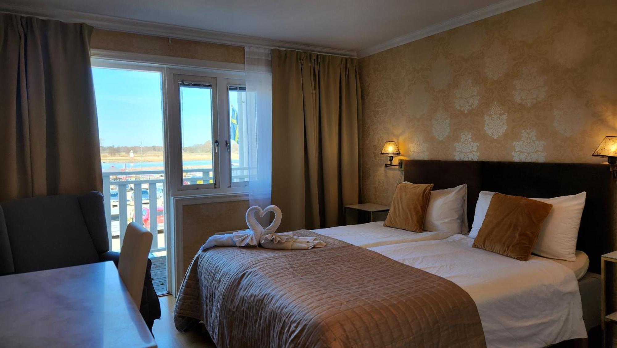 Vaenerport Lakefront Hotell Mariestad Ngoại thất bức ảnh