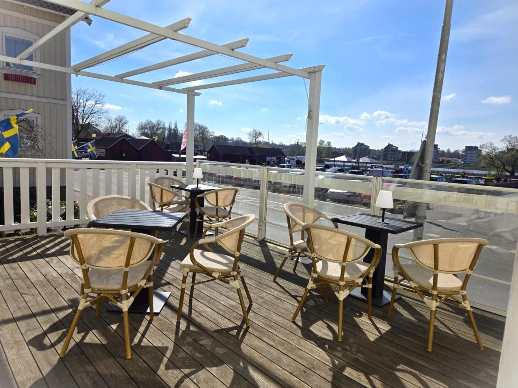 Vaenerport Lakefront Hotell Mariestad Ngoại thất bức ảnh